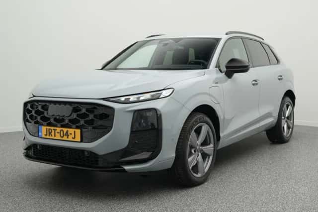 Audi Q3 (2026) thumbnail 1