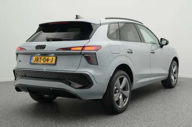 Audi Q3 (2026) thumbnail 2