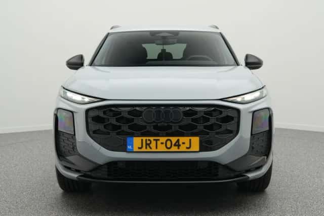 Audi Q3 (2026) thumbnail 4
