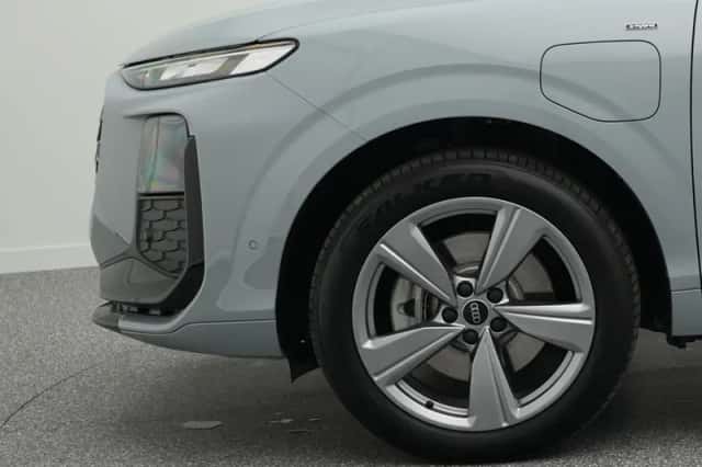 Audi Q3 (2026) thumbnail 6