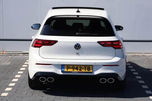 Volkswagen Golf (2022) thumbnail 6