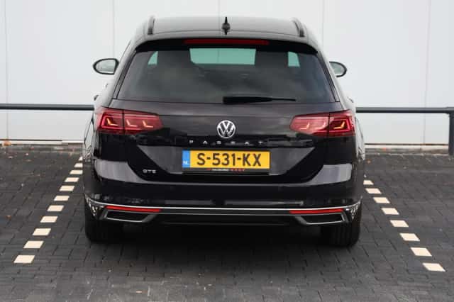 Volkswagen Passat (2020) thumbnail 6