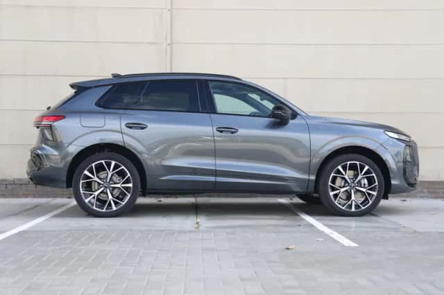 Audi Q3 (2026) thumbnail 2