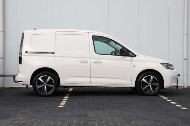 Volkswagen Caddy (2021) thumbnail 2