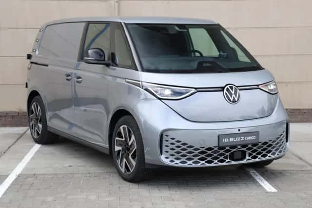 Volkswagen ID. Buzz (2026) thumbnail 3
