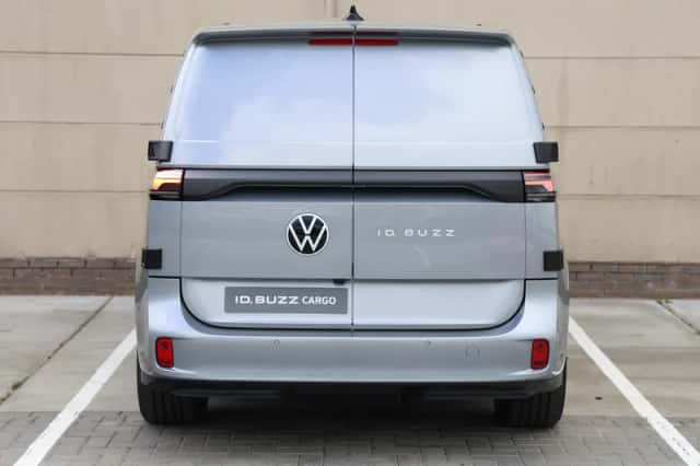 Volkswagen ID. Buzz (2026) thumbnail 6