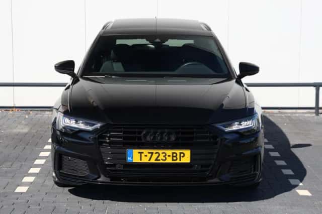 Audi A6 (2023) thumbnail 4