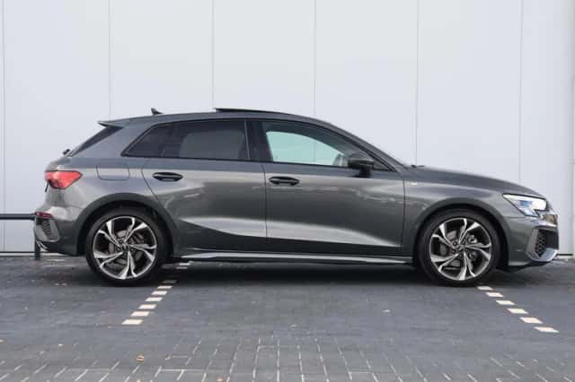 Audi A3 (2024) thumbnail 2