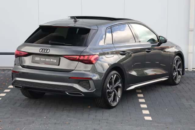 Audi A3 (2024) thumbnail 5