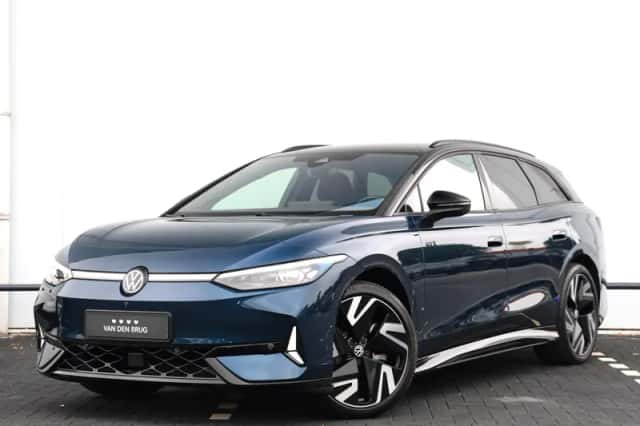 Volkswagen ID.7 (2025) thumbnail 1