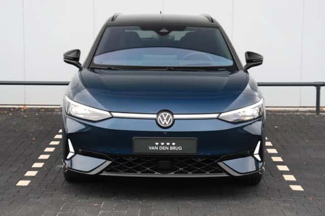 Volkswagen ID.7 (2025) thumbnail 4