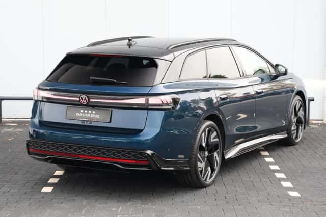 Volkswagen ID.7 (2025) thumbnail 5