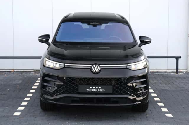 Volkswagen Tayron (2025) thumbnail 4