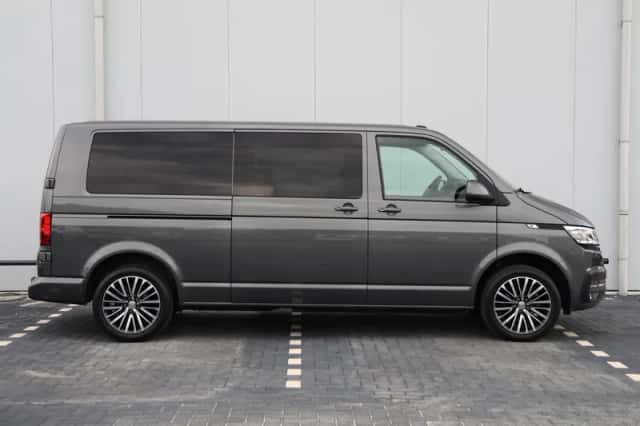 Volkswagen Transporter (2024) thumbnail 2