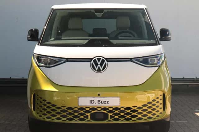 Volkswagen ID. Buzz (2026) thumbnail 2