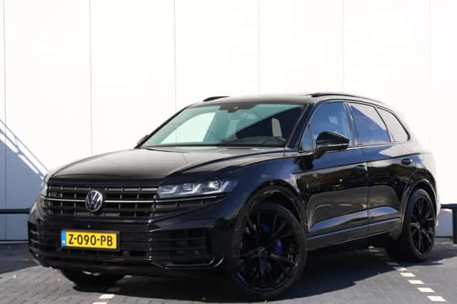 Volkswagen Touareg (2024) thumbnail 1