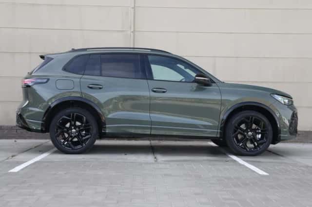 Volkswagen Tiguan (2026) thumbnail 2