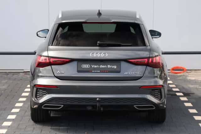 Audi A3 (2023) thumbnail 6