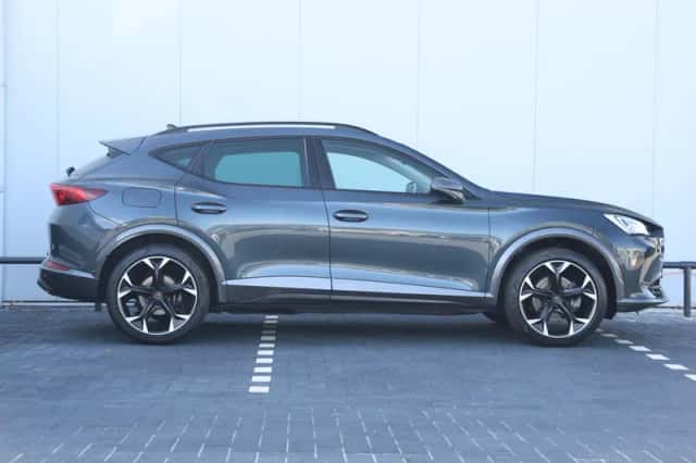 CUPRA Formentor (2023) thumbnail 2