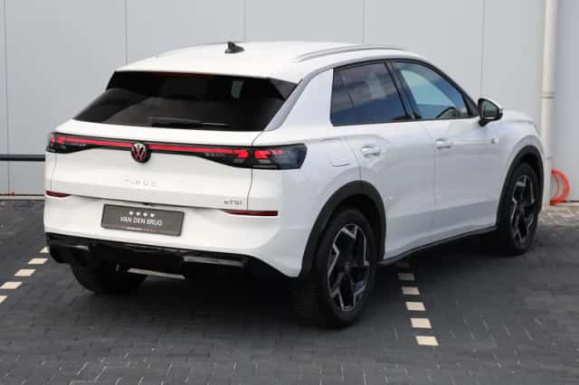 Volkswagen T-Roc (2026) thumbnail 5