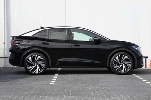 Volkswagen ID.5 (2025) thumbnail 2