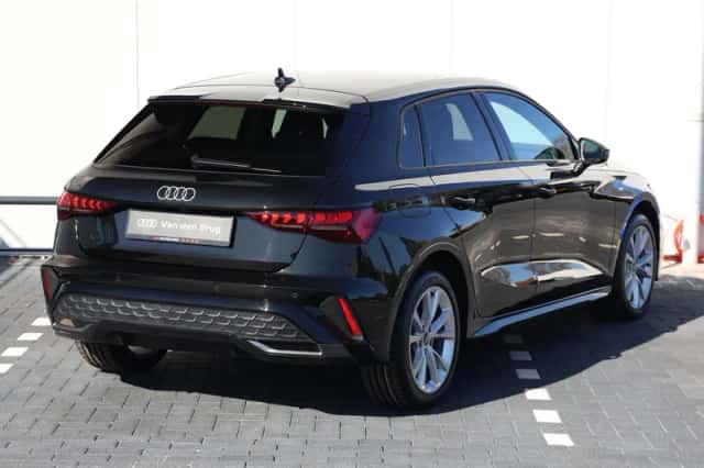 Audi A3 (2025) thumbnail 5