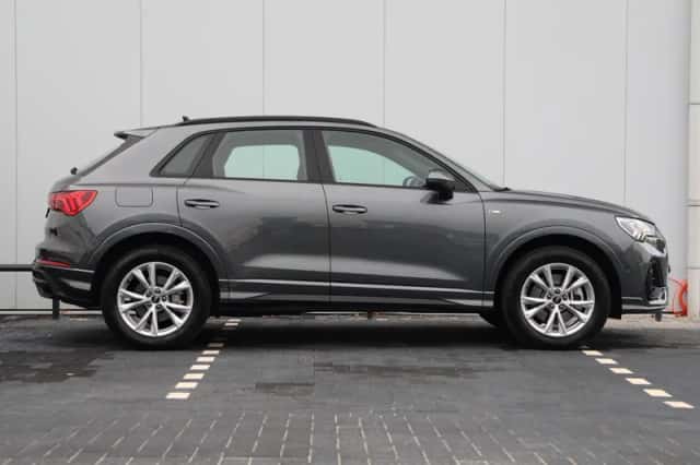 Audi Q3 (2024) thumbnail 2