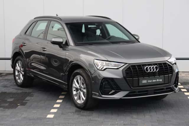 Audi Q3 (2024) thumbnail 3