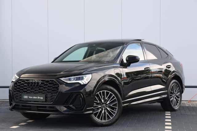 Audi Q3 (2024) thumbnail 1