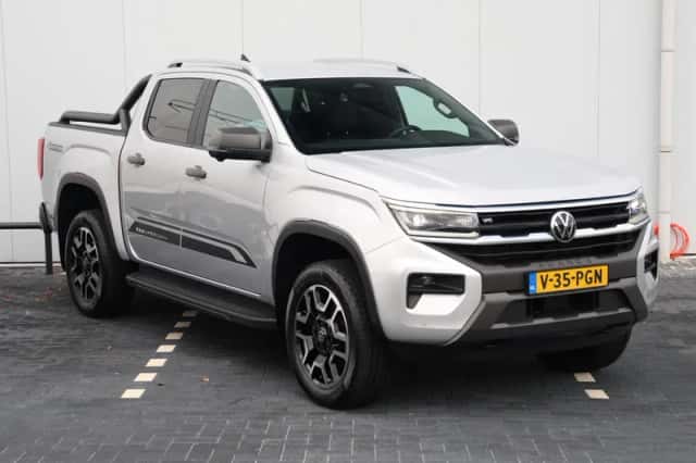 Volkswagen Amarok (2023) thumbnail 3