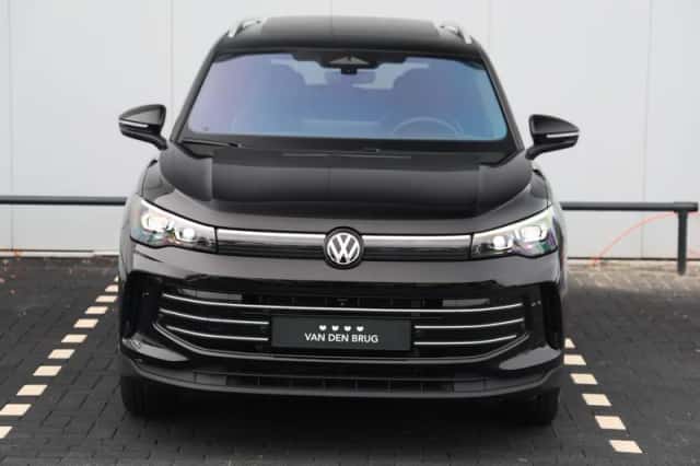 Volkswagen Tiguan (2025) thumbnail 4