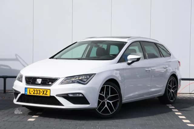 SEAT Leon (2018) thumbnail 1
