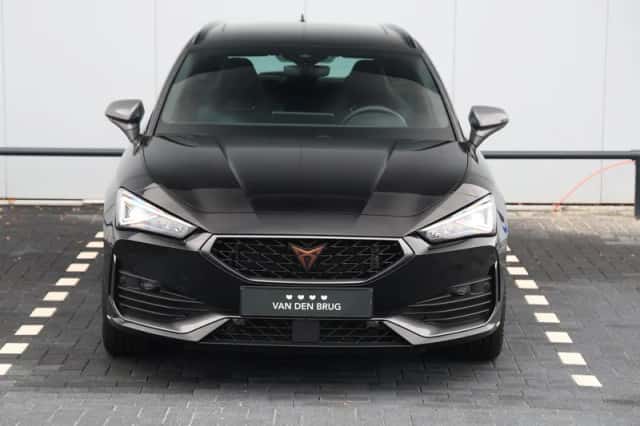 CUPRA Leon Sportstourer (2023) thumbnail 4