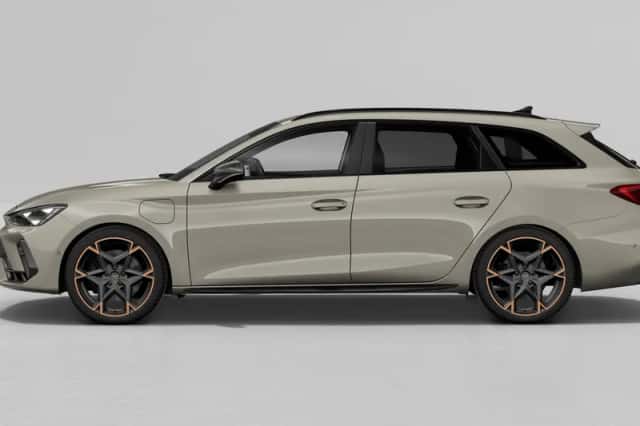 CUPRA Leon Sportstourer (2025) thumbnail 2