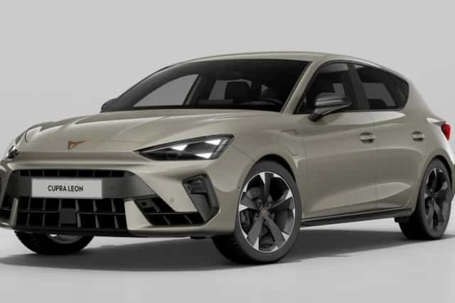 CUPRA Leon (2025) thumbnail 1