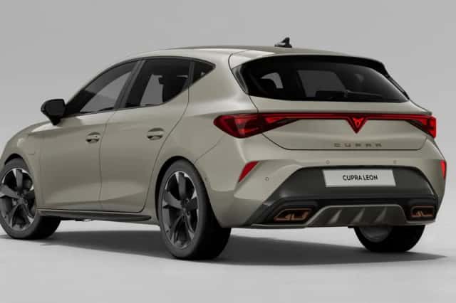CUPRA Leon (2025) thumbnail 3