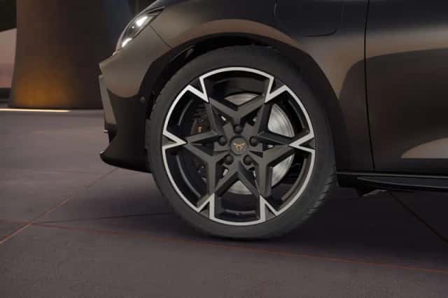CUPRA Leon Sportstourer (2025) thumbnail 4