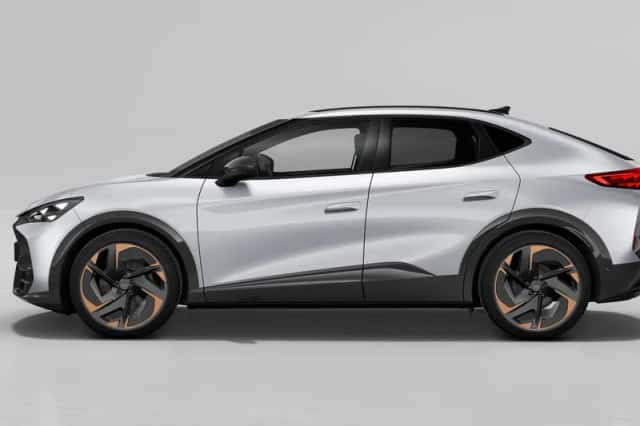 CUPRA Tavascan (2025) thumbnail 2