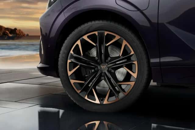 CUPRA Terramar (2025) thumbnail 4