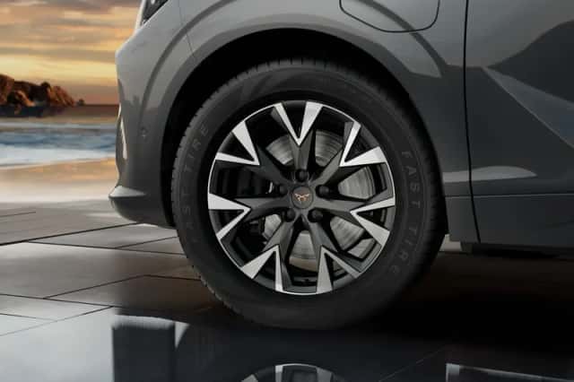 CUPRA Terramar (2025) thumbnail 4