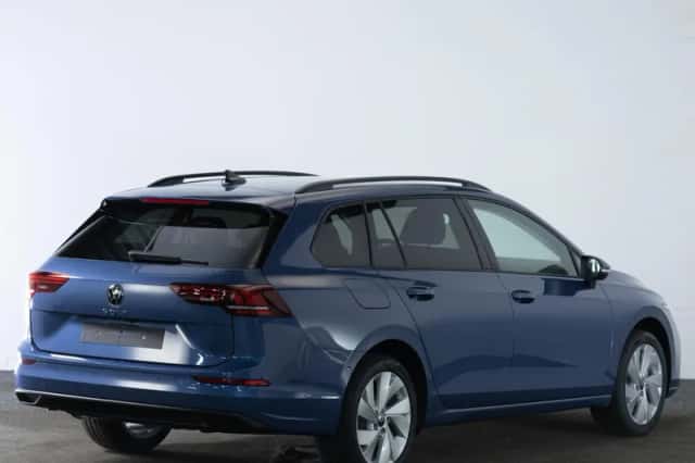 Volkswagen Golf (2026) thumbnail 4