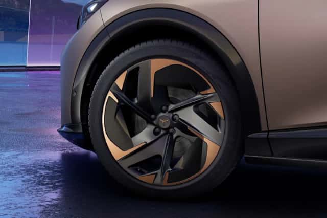 CUPRA Tavascan (2025) thumbnail 5