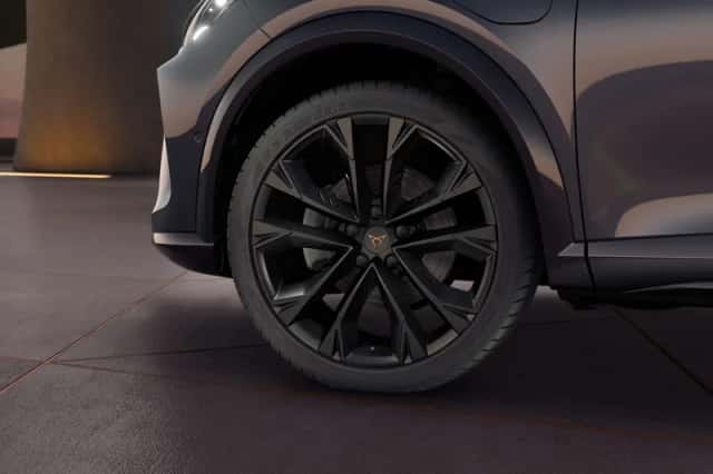 CUPRA Formentor (2025) thumbnail 5