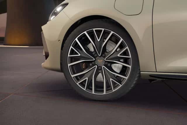 CUPRA Leon Sportstourer (2025) thumbnail 5