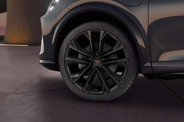 CUPRA Formentor (2025) thumbnail 5