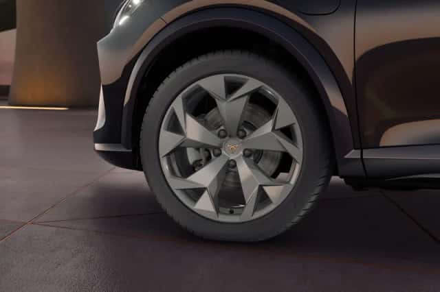 CUPRA Formentor (2025) thumbnail 5