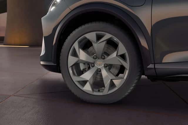 CUPRA Formentor (2025) thumbnail 5