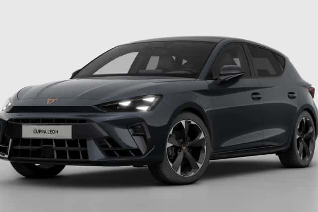 CUPRA Leon (2025) thumbnail 2