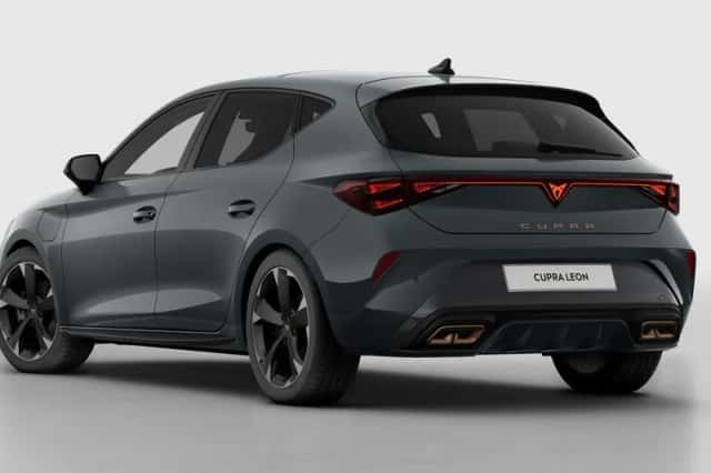 CUPRA Leon (2025) thumbnail 4