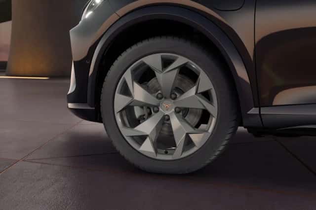 CUPRA Formentor (2025) thumbnail 5